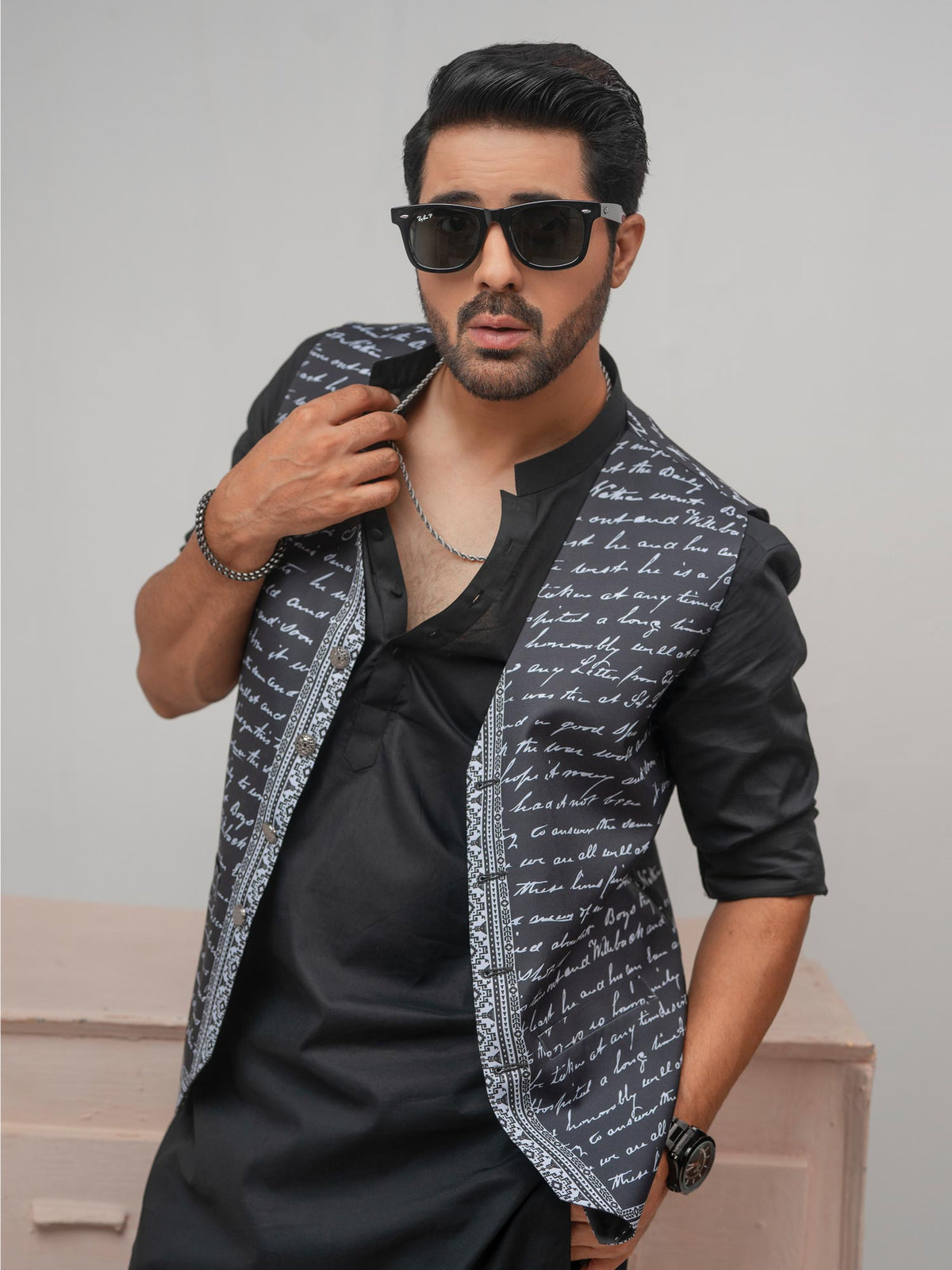 Tng My Md Men Waistcoat Collection-Likhaai