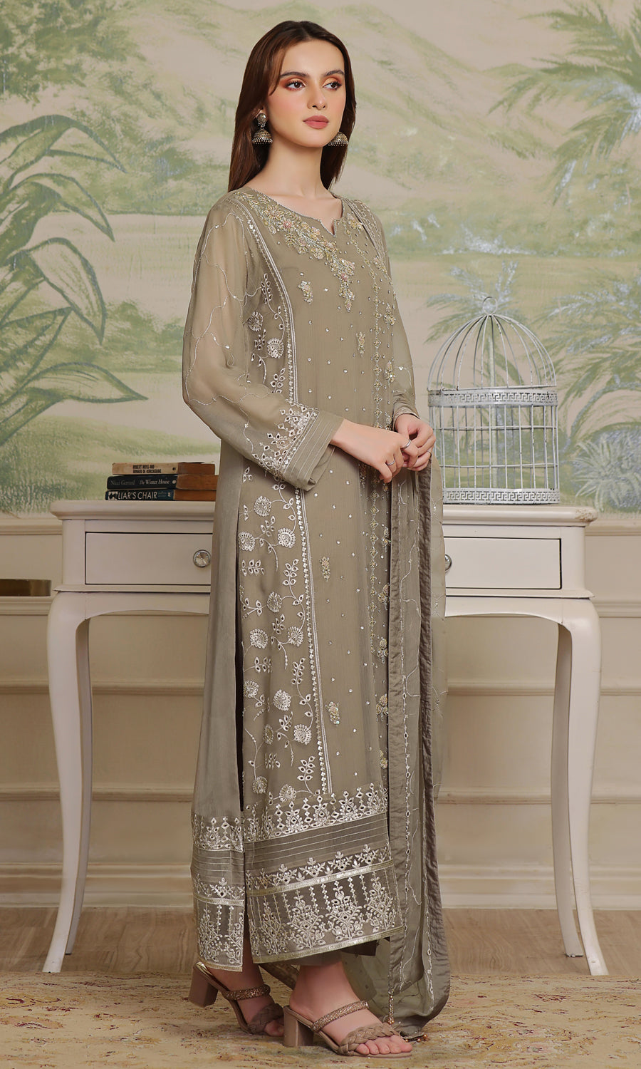 Shamooz Stitched 3 Piece Formals Collection'2025-Glaze SEM-0727