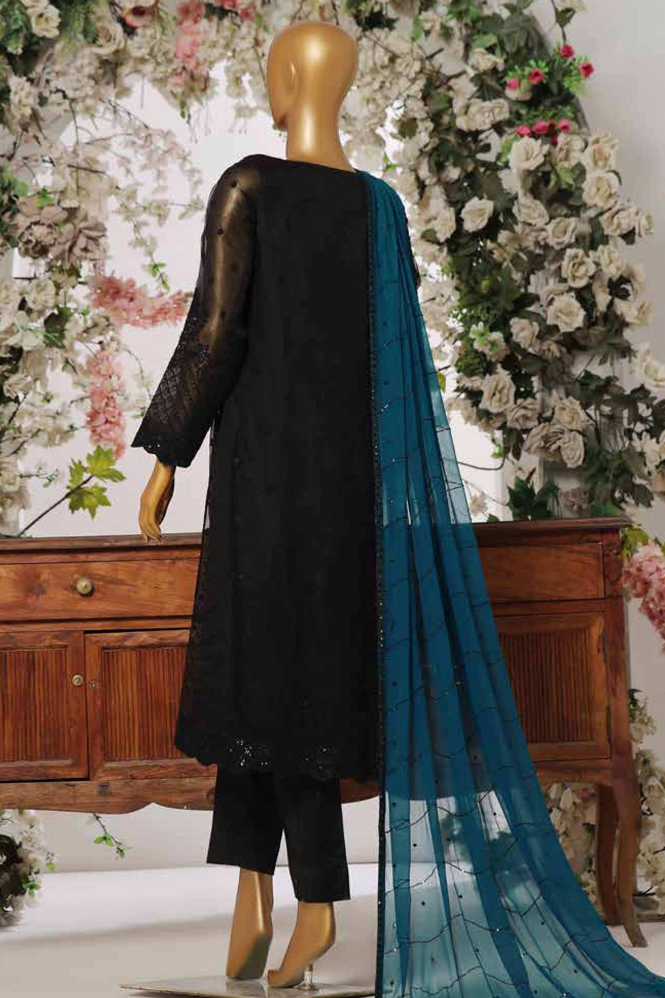 Lamhay By Eshaal Fatima Stitched 3 Piece Luxury Formals Collection'2024-EF-108