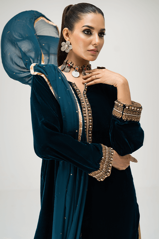 Bagh E Makhmal By Zaaviay Stitched Elmas (Three Piece)