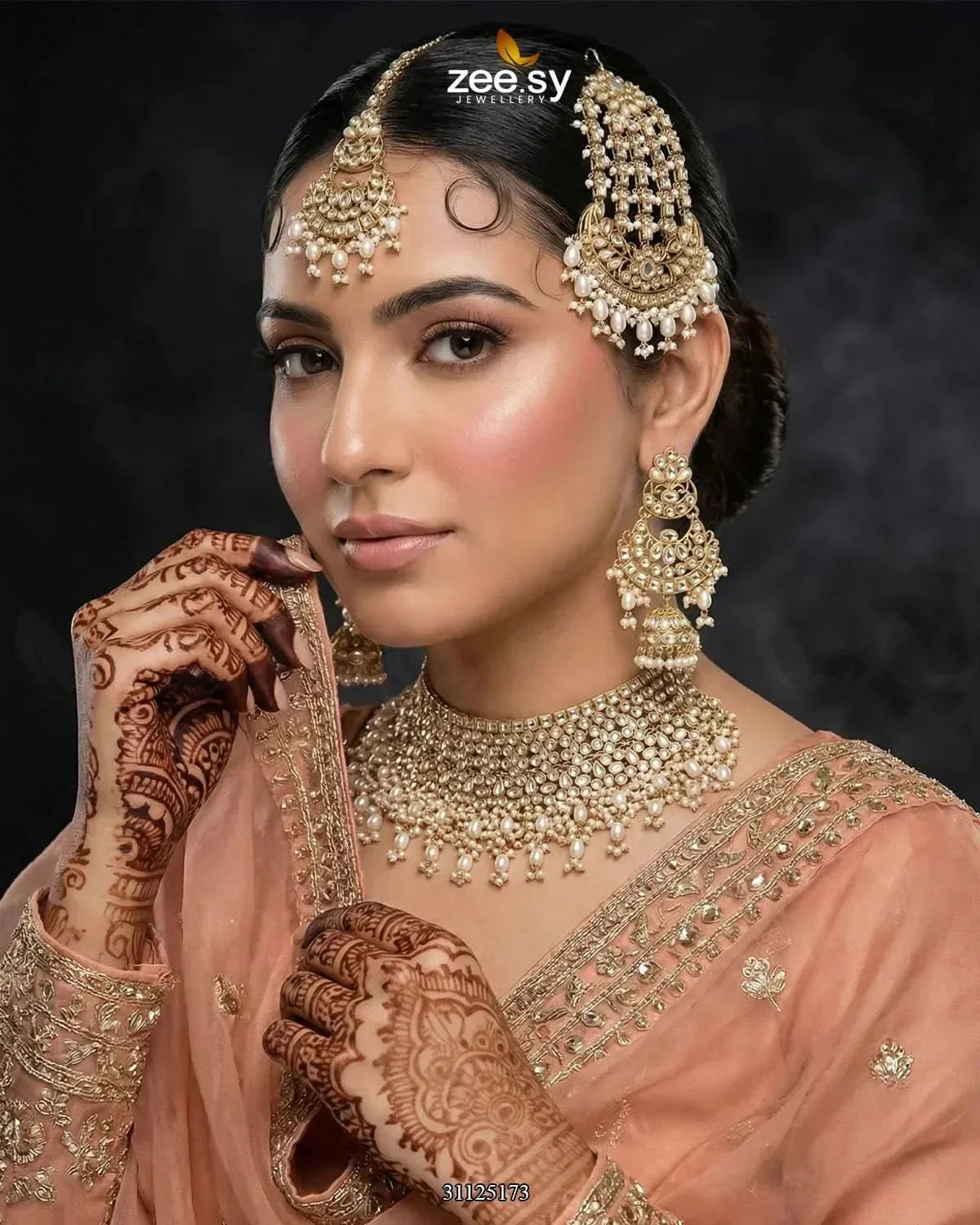 Eminent Wide Gilded Bridal Set