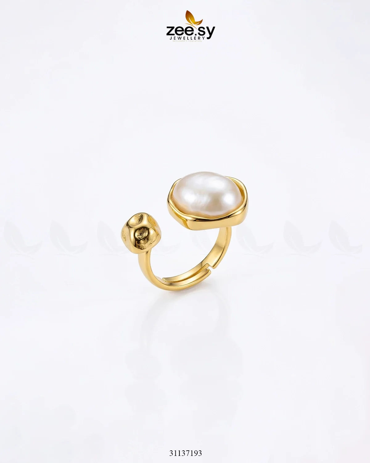Essential Riviera Gilded Pearl Ring