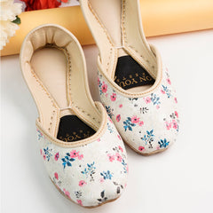 On Your Feets Eternal Bloom