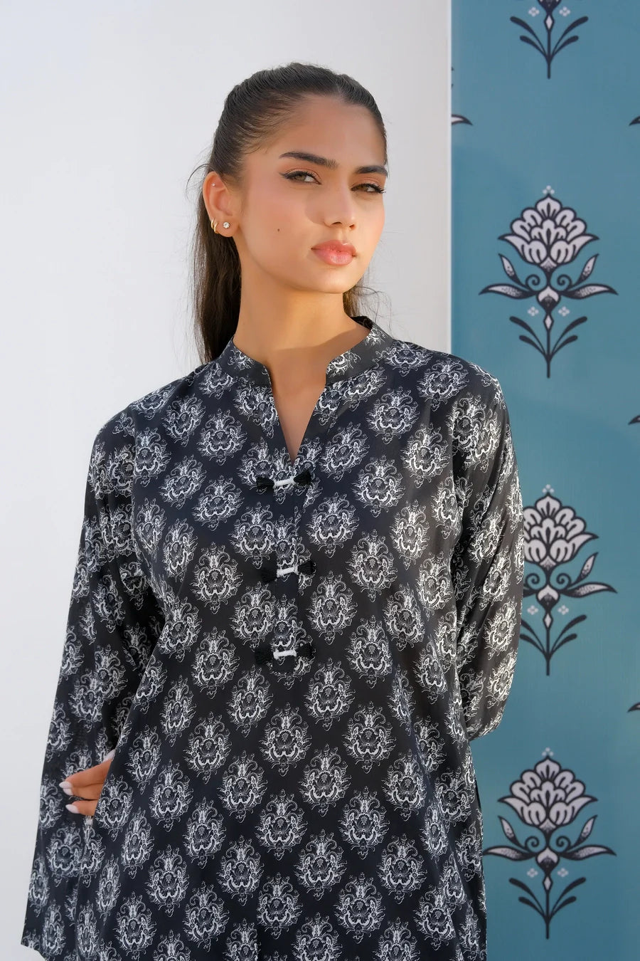 Dhaga Stitched 2 Piece Lawn Collection'2025-Matching separate 006