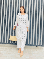 Zaib E Hoor AYRA EMBROIDERED 2PCS