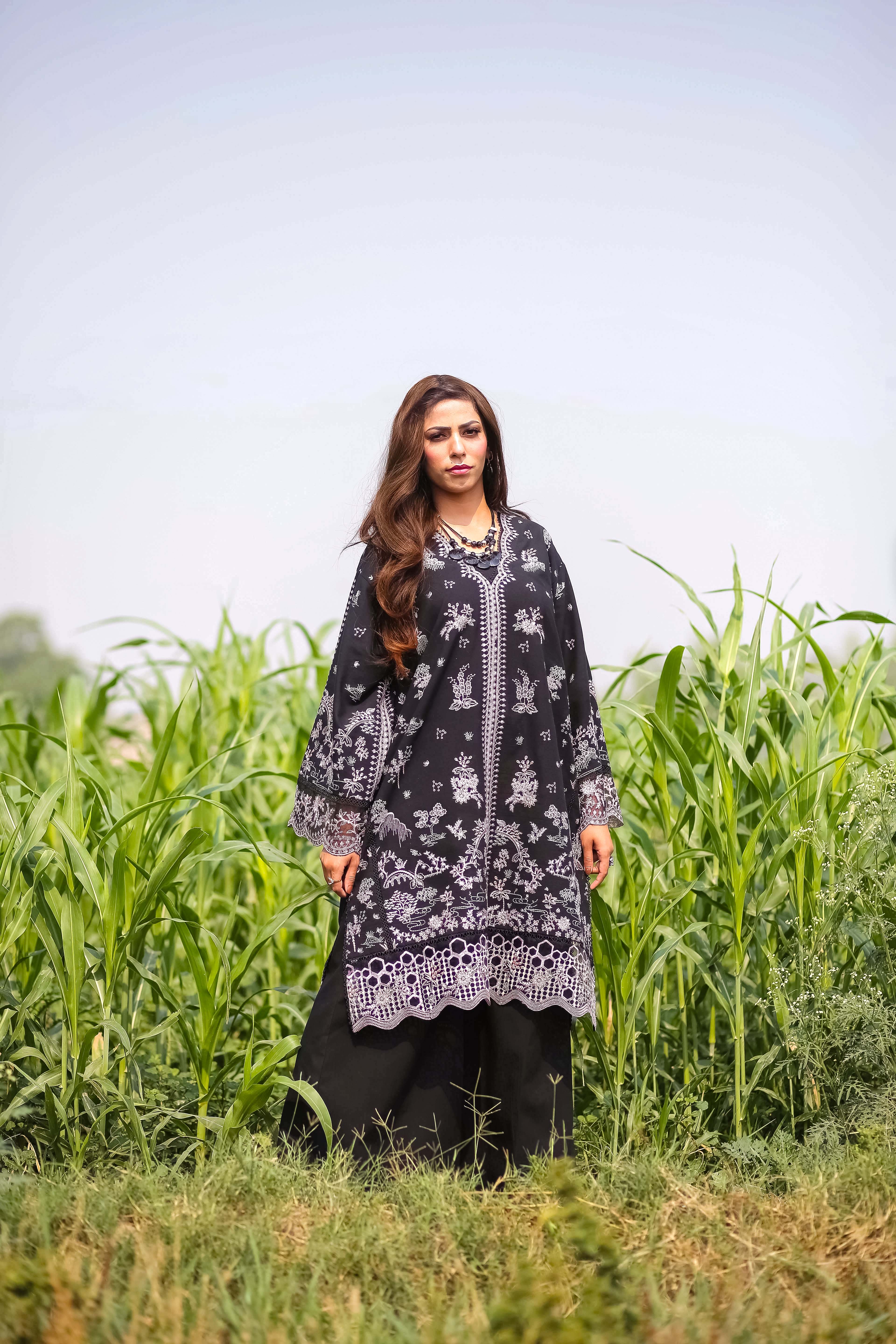 Dastak By Subayah Luxury Lawn Collection'2025-Shikargha