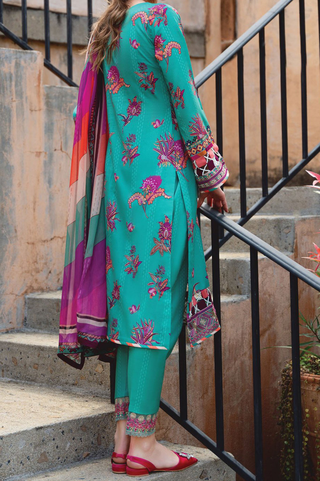 The Enchanted Garden By Gulaal Unstitched 3 Piece Lawn Vol-02 Collection'2024-GL-01-Almeria