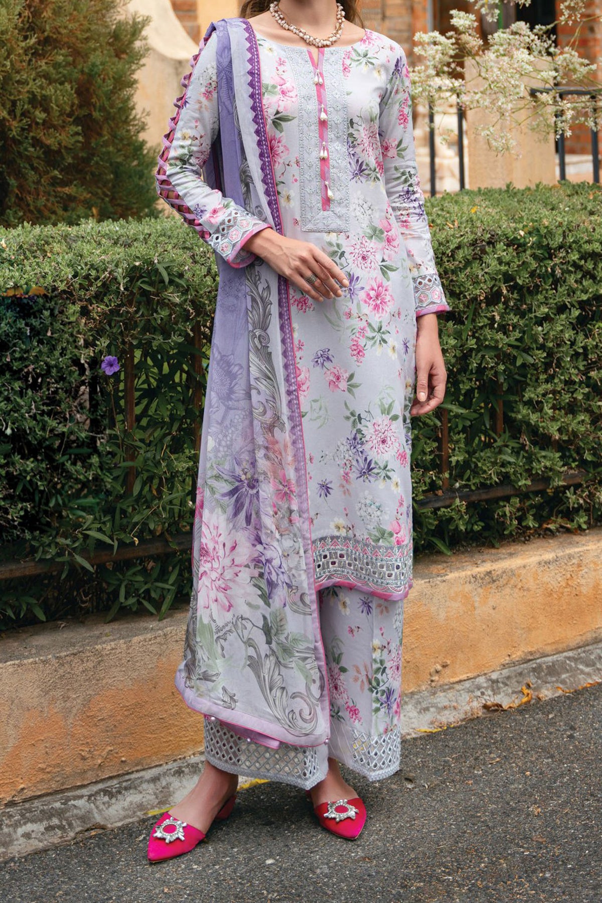 The Enchanted Garden By Gulaal Unstitched 3 Piece Lawn Vol-02 Collection'2024-GL-03-Violette