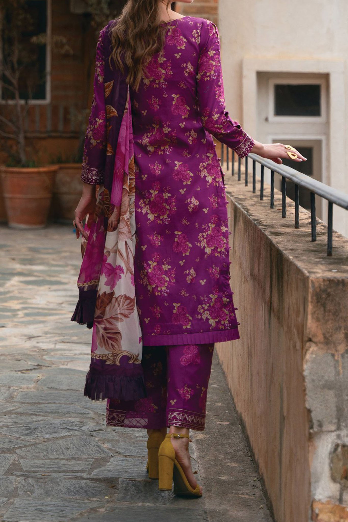 The Enchanted Garden By Gulaal Unstitched 3 Piece Lawn Vol-02 Collection'2024-GL-04-Vienne