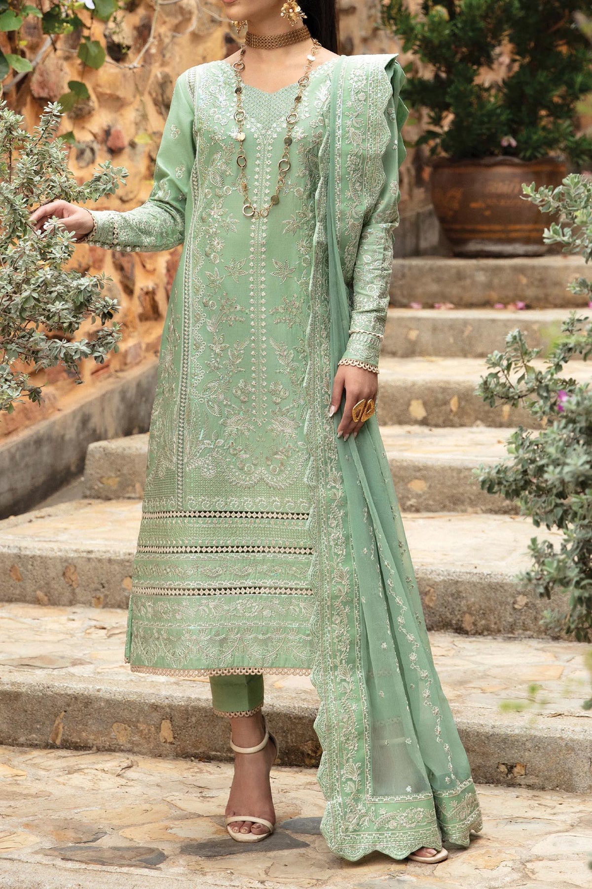 Gulaal Unstitched 3 Piece Luxury Lawn Collection'2024-GL-05-Deniz