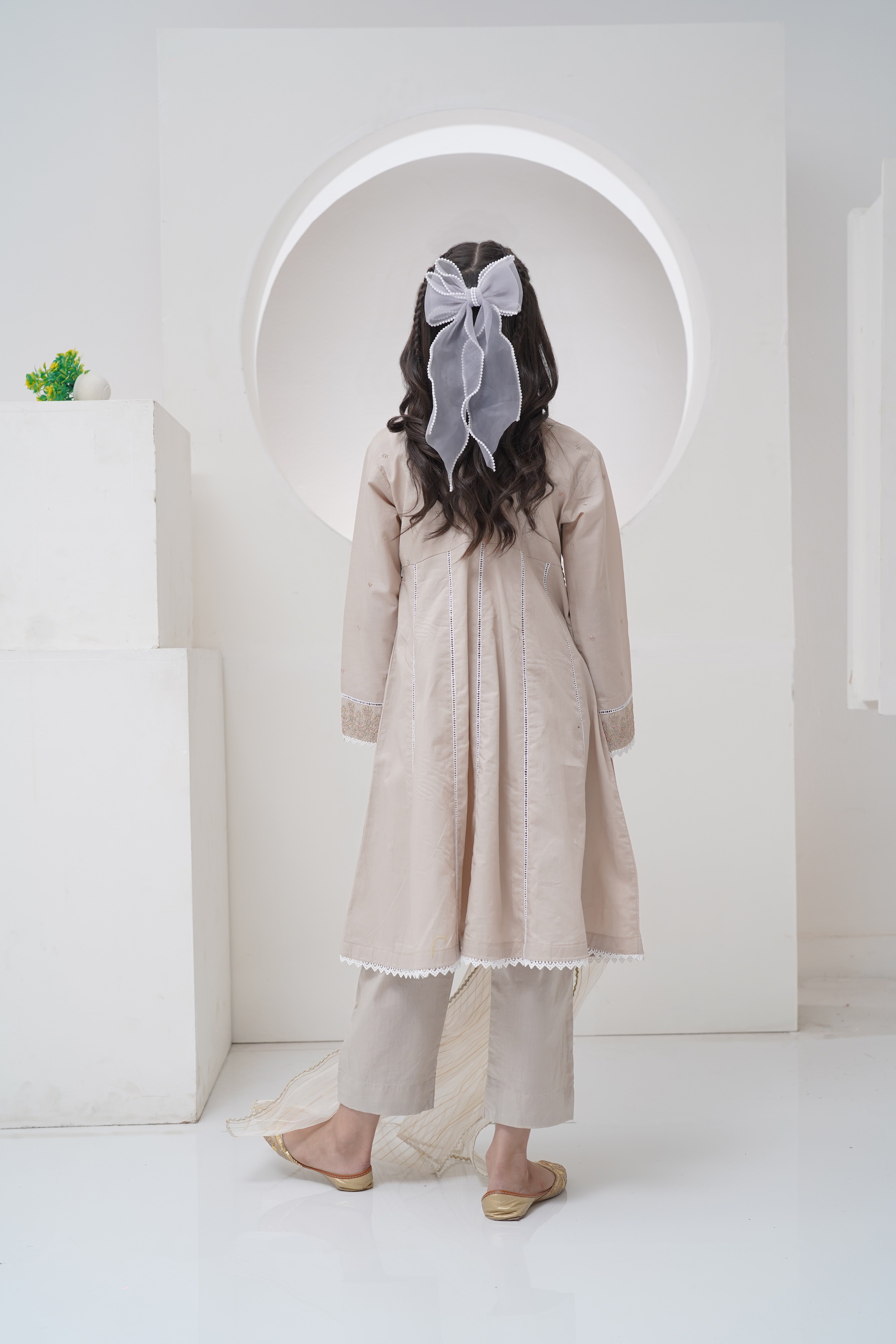 Mahroo Stitched 3 Piece Formals Kids Frock Collection'2025-R-SFC-003