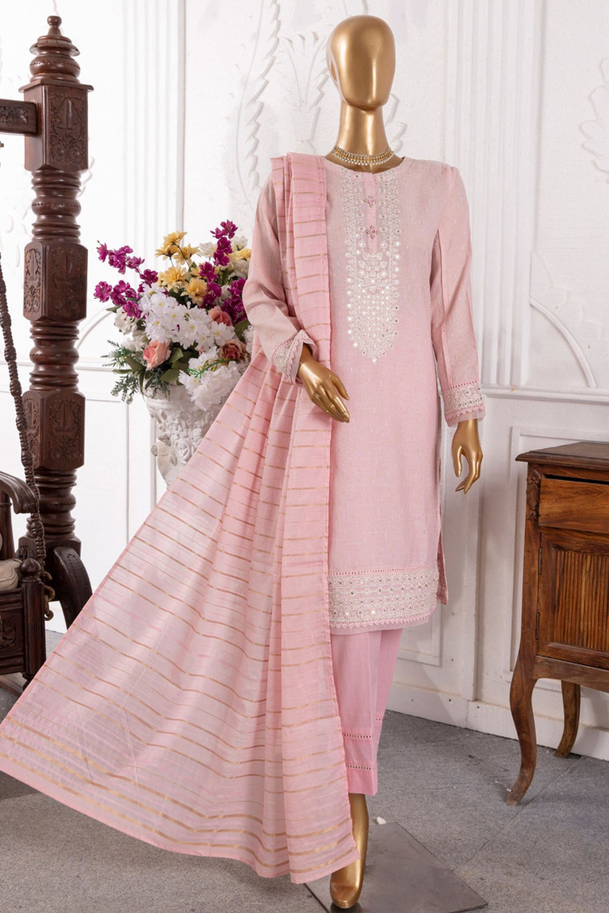 HZ Festive Hues Stitched 3 Piece Linekari Emb Lawn Collection'2024-GSL-01-Pink
