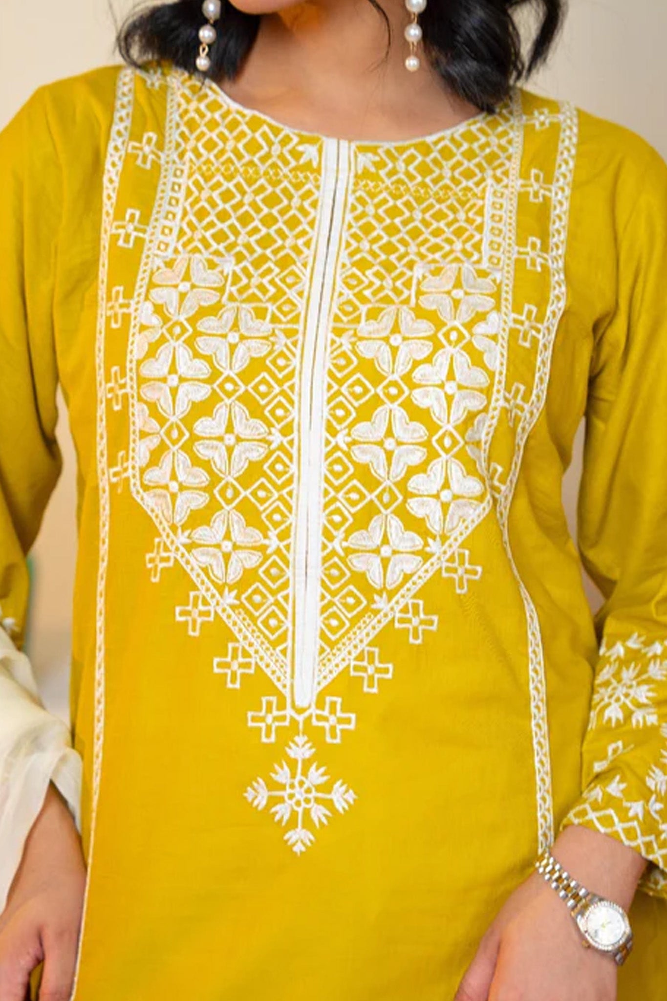Tawakal Closet Stitched 3 Piece Summer Collection'2025-HAMNA