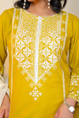 Tawakal Closet Stitched 3 Piece Summer Collection'2025-HAMNA