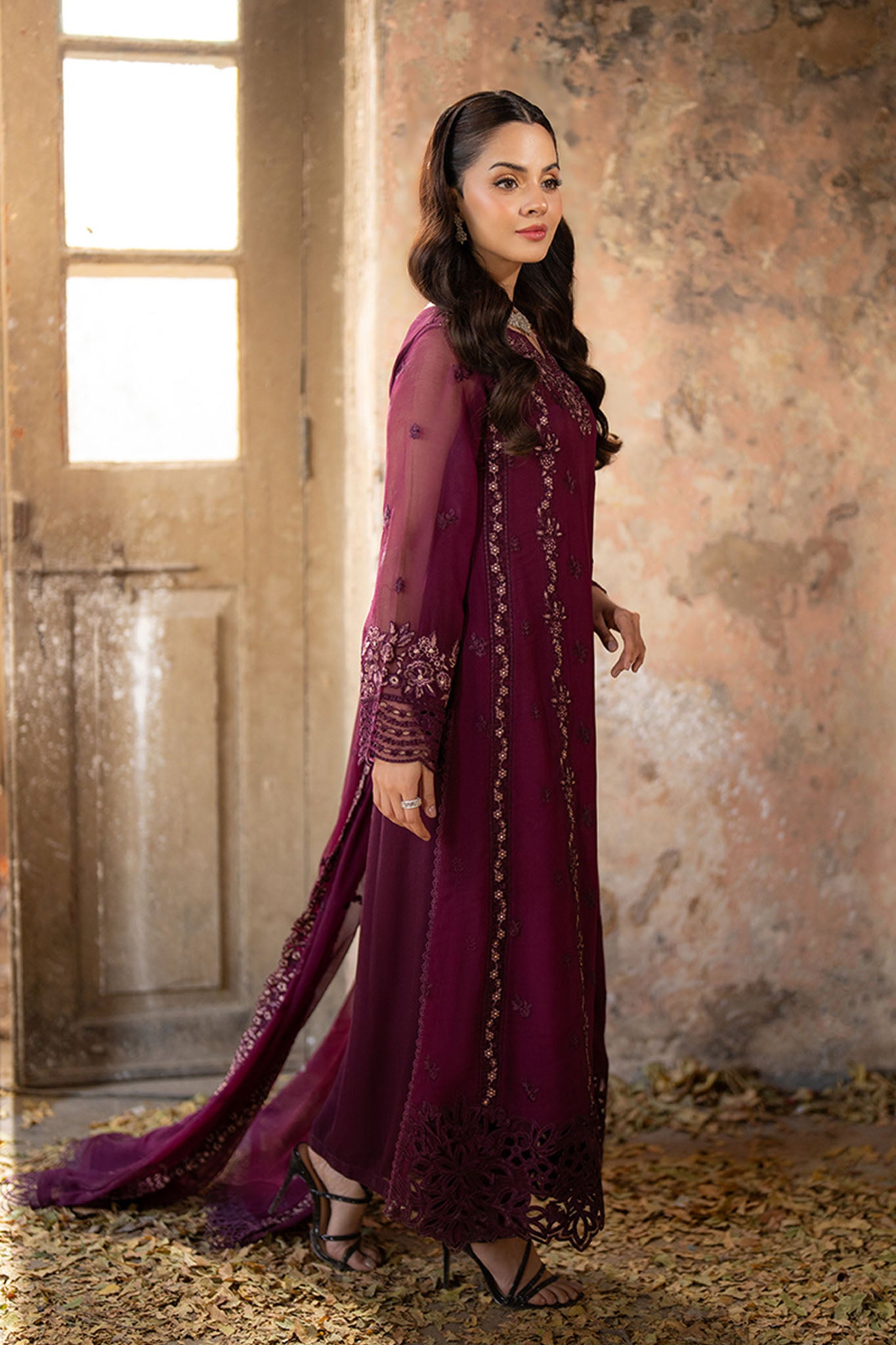 Azure Ensembles Unstitched 3 Piece Festive Formals Collection-I-01323-Merlot Grace