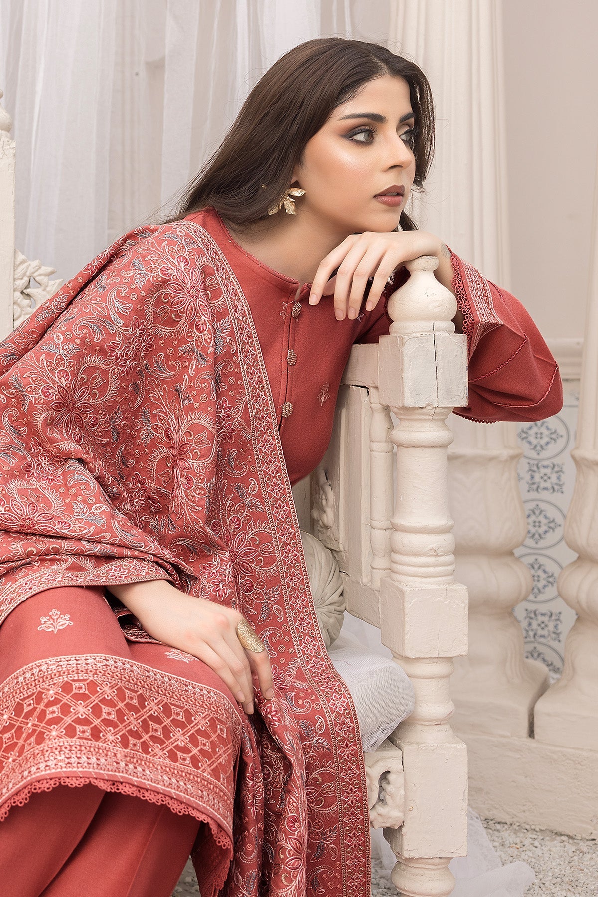 Bella By Imrozia Serene Stitched 3 Piece Winter Collection'2025-I.P-86 Fleur