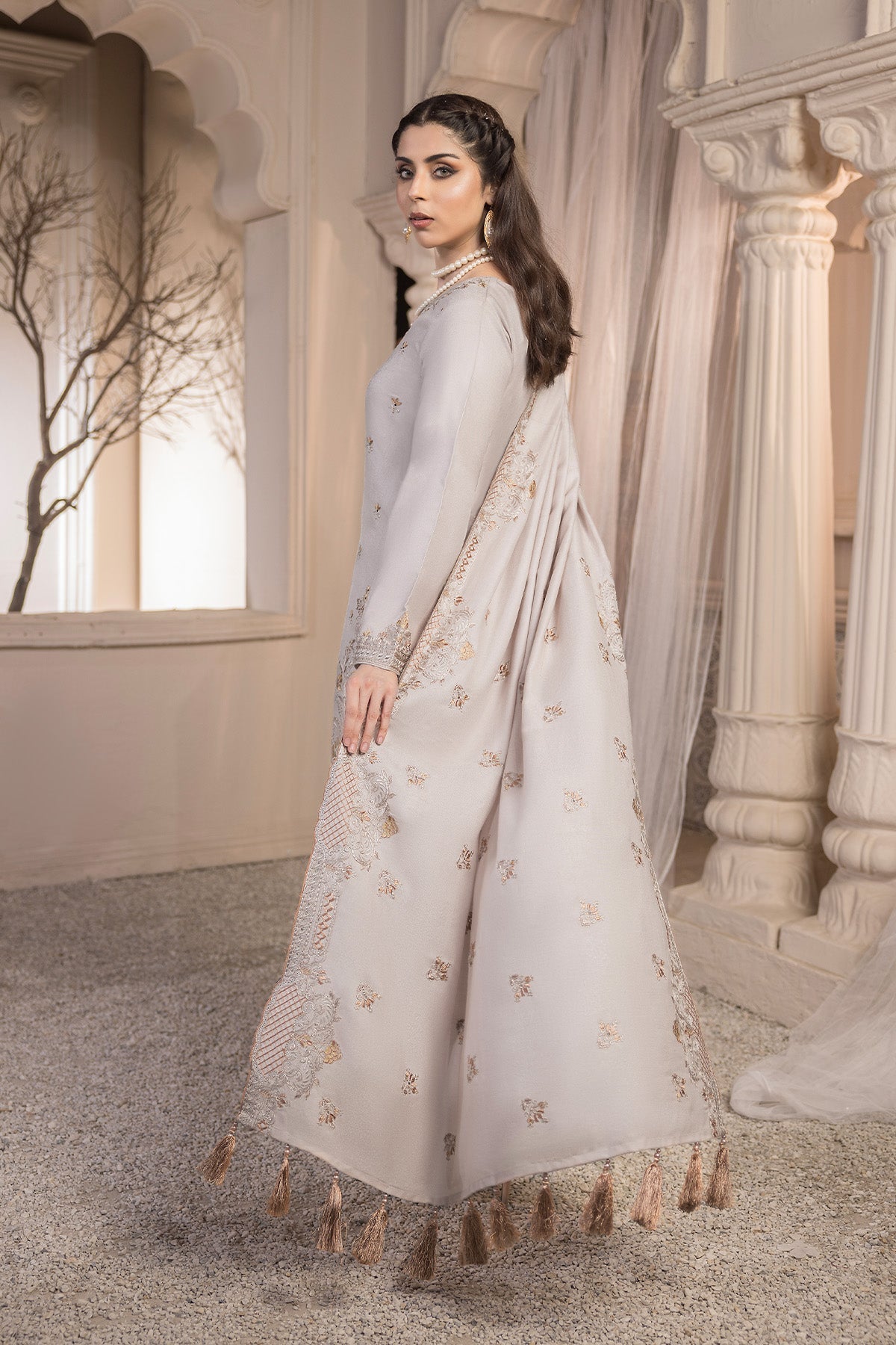 Bella By Imrozia Serene Stitched 3 Piece Winter Collection'2025-I.P-93 Lumiere
