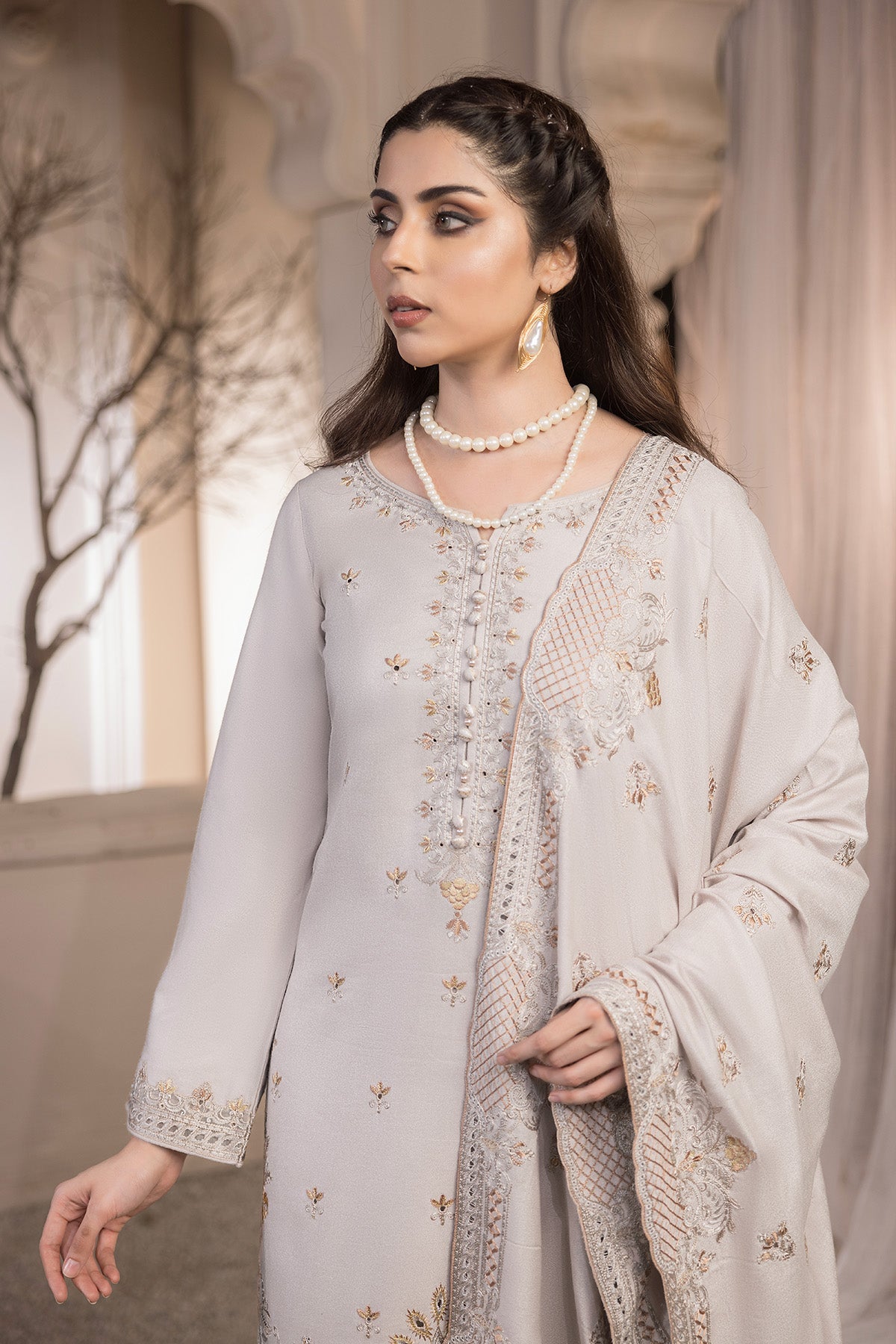 Bella By Imrozia Serene Stitched 3 Piece Winter Collection'2025-I.P-93 Lumiere