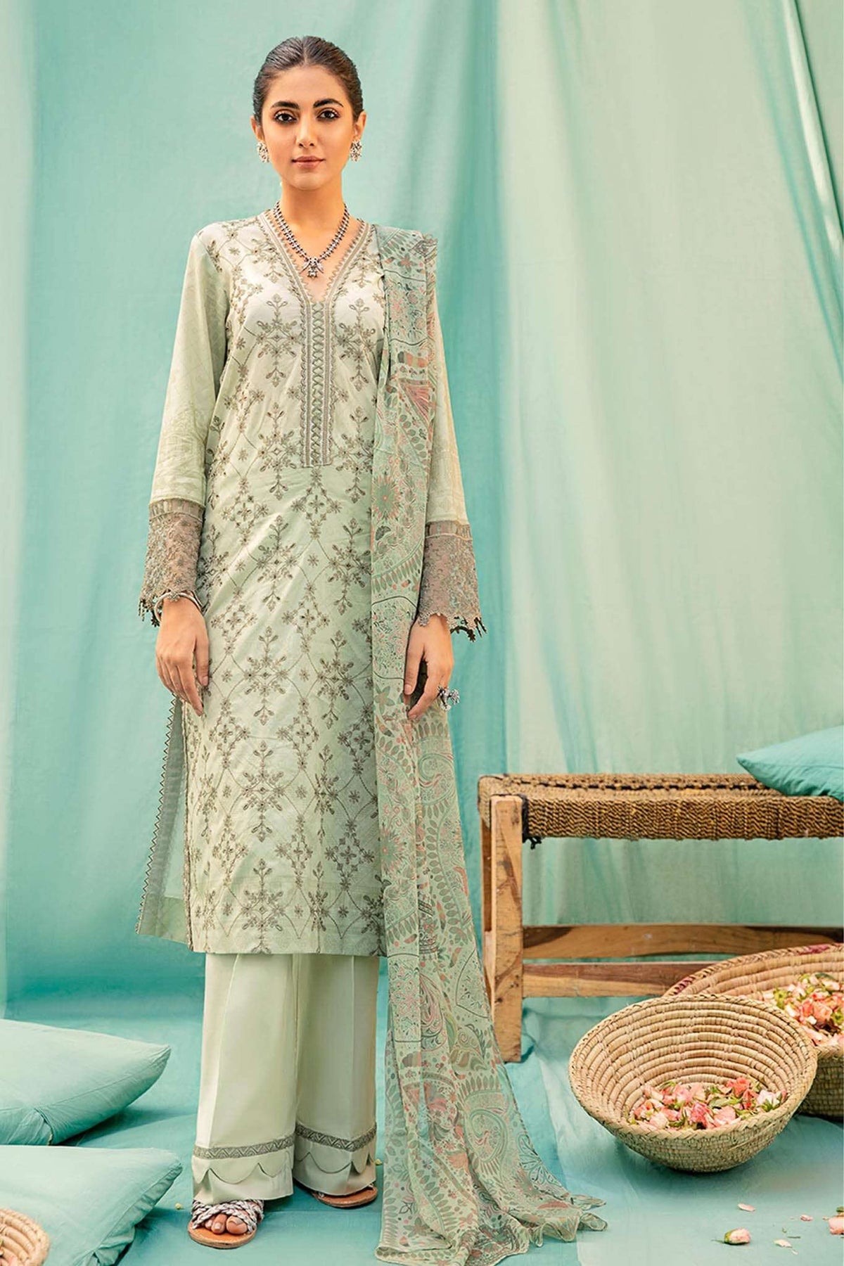 Afsana by Iznik Unstitched 3 Piece Embroidered Lawn Collection'2022-IAC-02-Maham