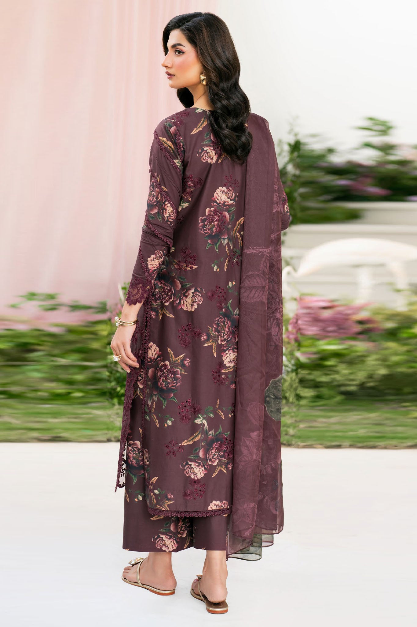 Iznik Unstitched 3 Piece Festive Emb Lawn Collection'2025-IFE-10
