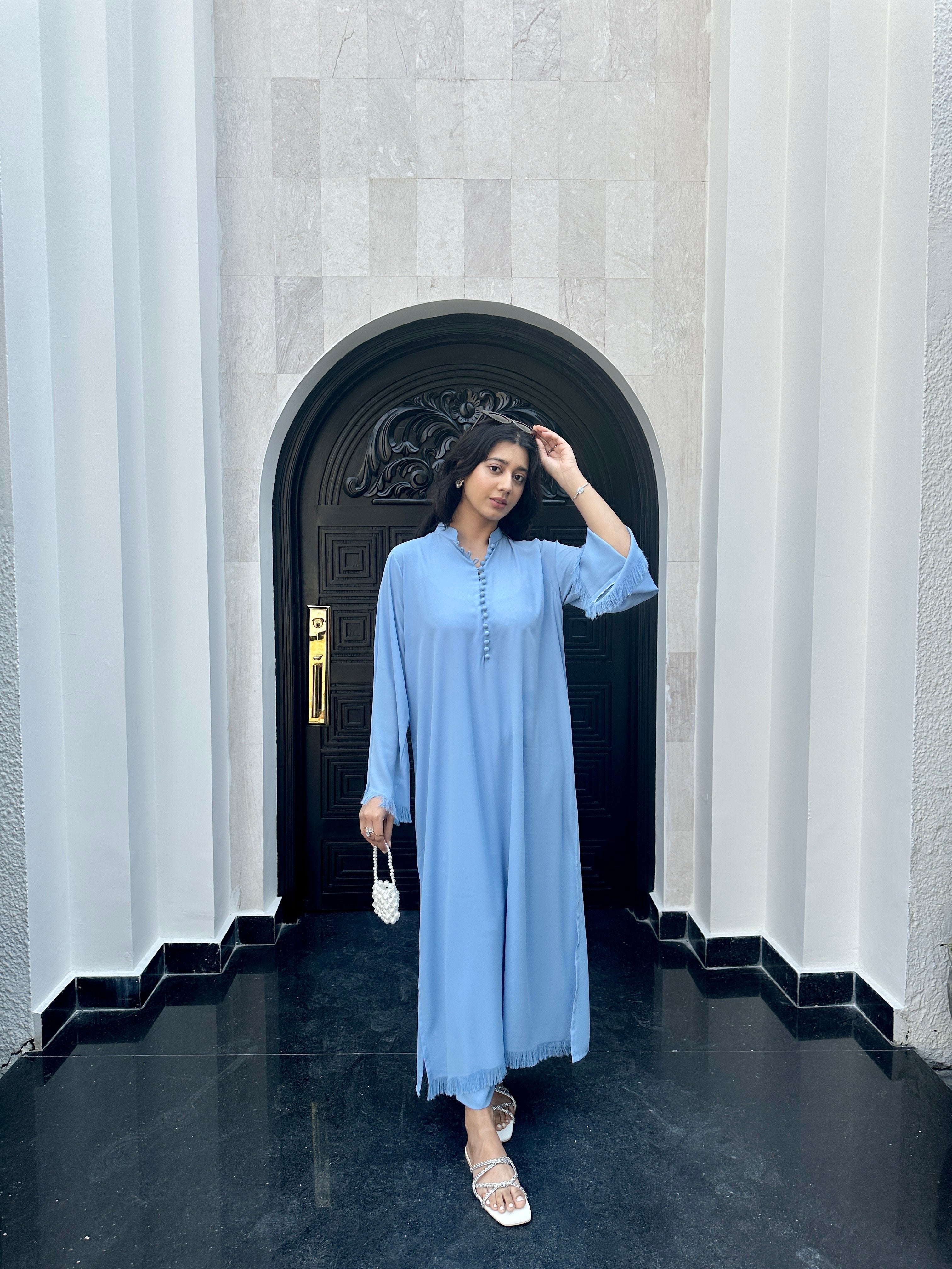 Manahils Stitched Ice Blue Button Set??