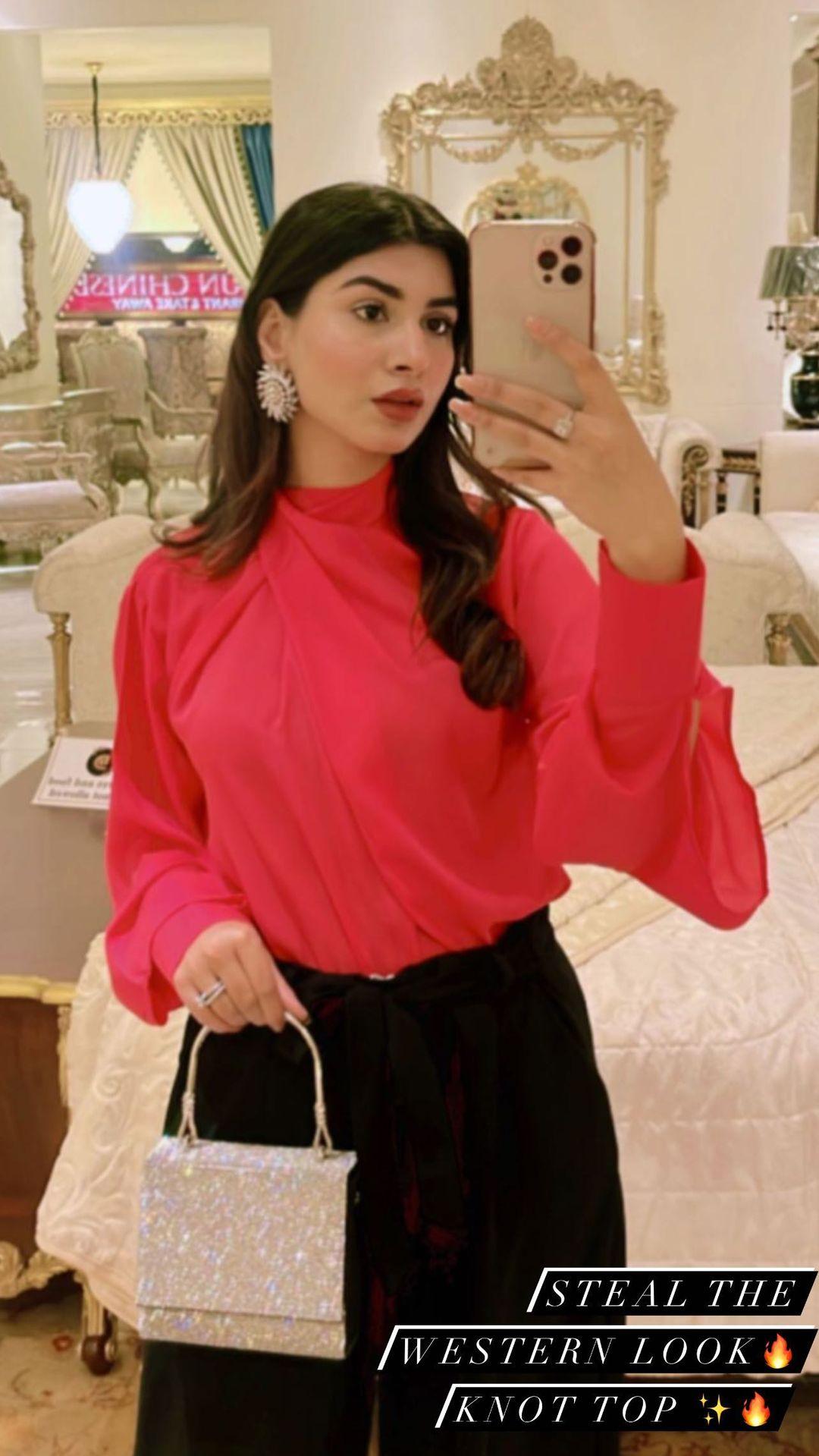 Manahils Stitched Knot Top Pink