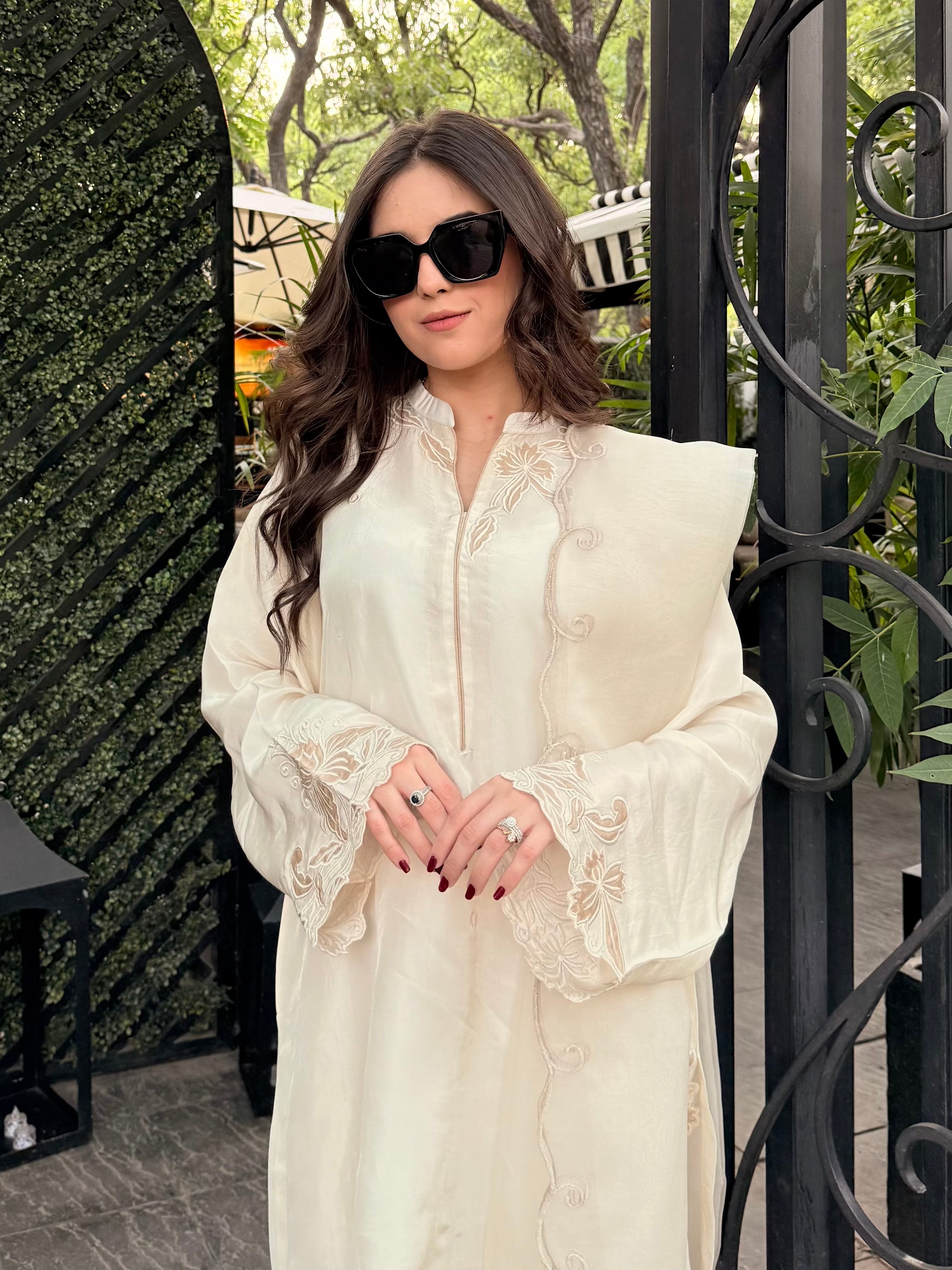 Zaman By MNM Stitched 3 Piece Ramen Silk Collection'2025-Pearl