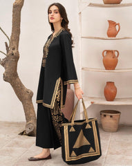 Zaib E Hoor ARCANE THREADS WITH FREE PYRAMID HAND BAG