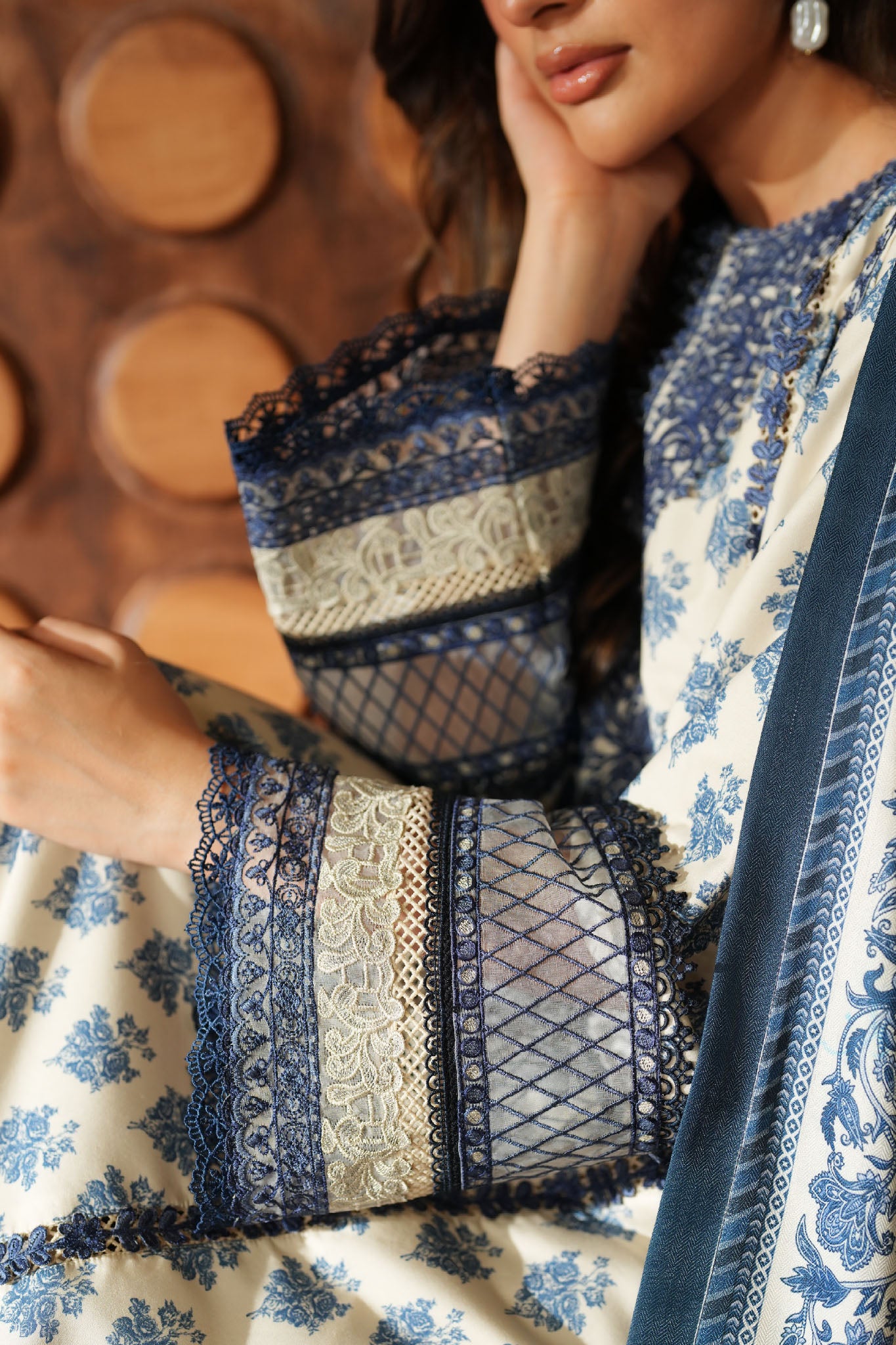 Iznik Unstitched 3 Piece Pre Fall Linen Collection'2025-IPF-07