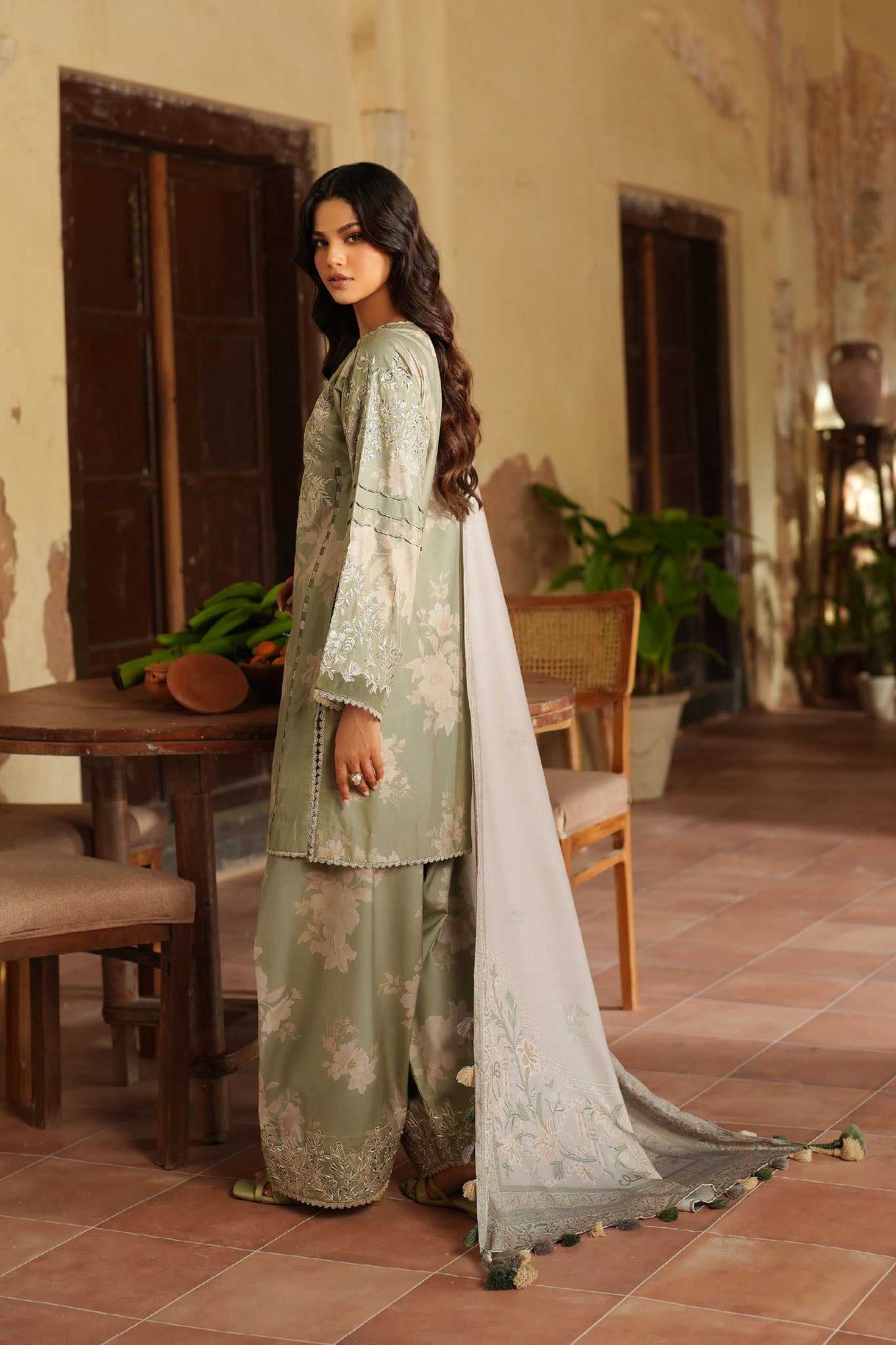 Iznik Unstitched 3 Piece Pre Fall Linen Collection'2025-IPF-08