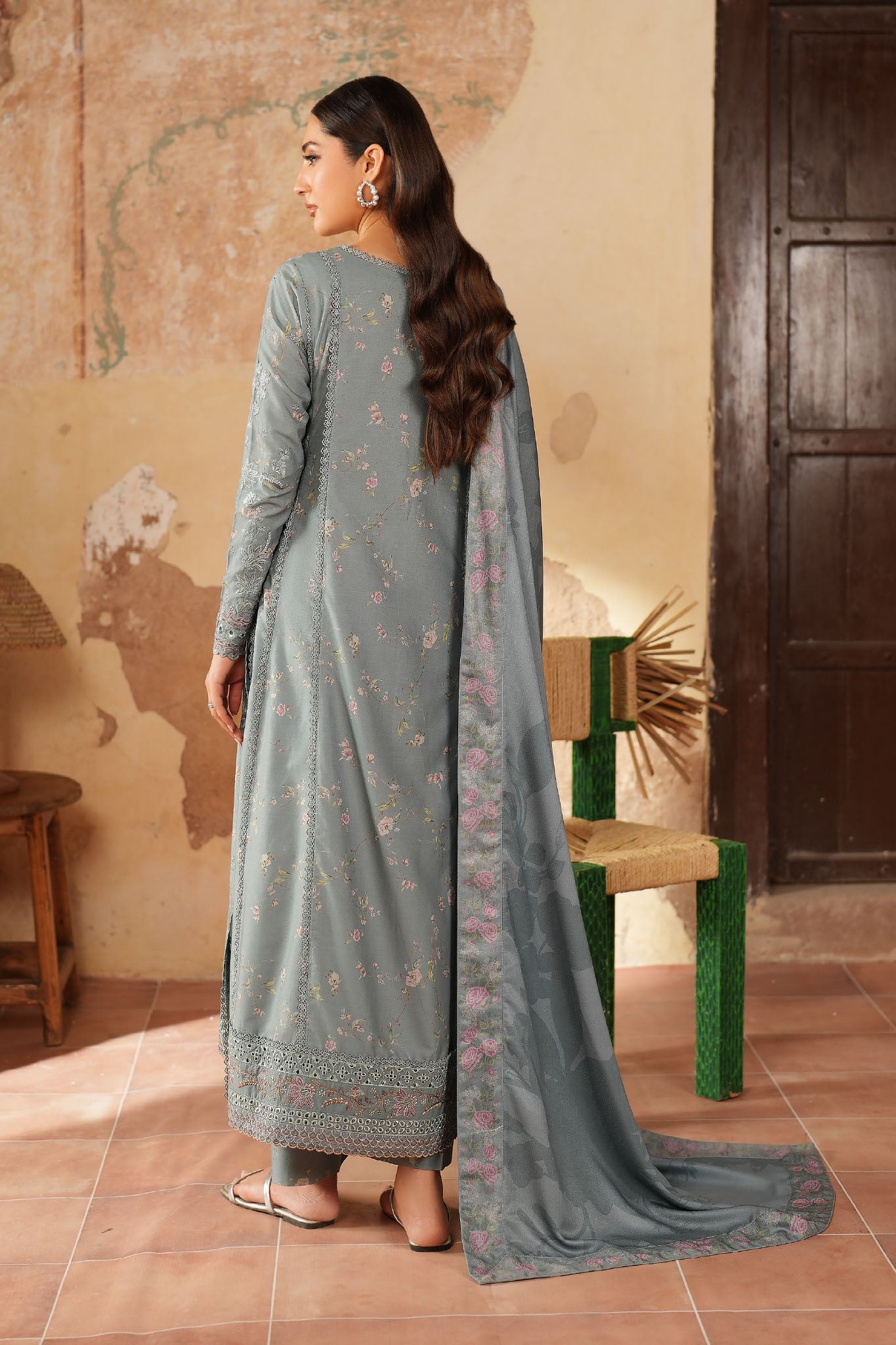 Iznik Unstitched 3 Piece Pre Fall Linen Collection'2025-IPF-10