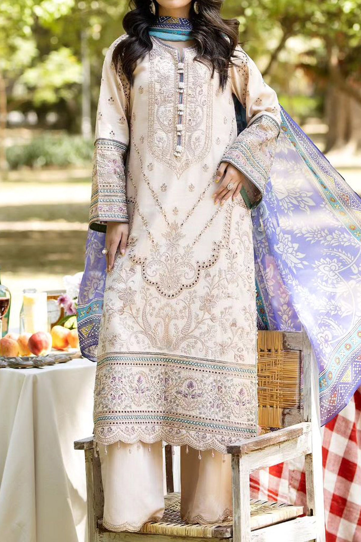 Jaan-E-Adaa By Imrozia Unstitched 3 Piece Luxury Emb Lawn Collection'2024-IPL-10-Zibaai