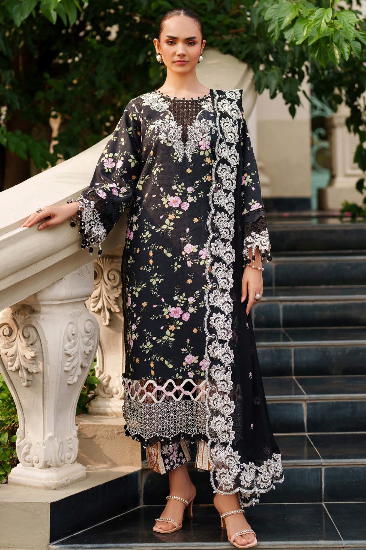 Ivy Bloom by Parishay Unstitched 3 Piece Winter Edit-01 Collection'2025-IW-01