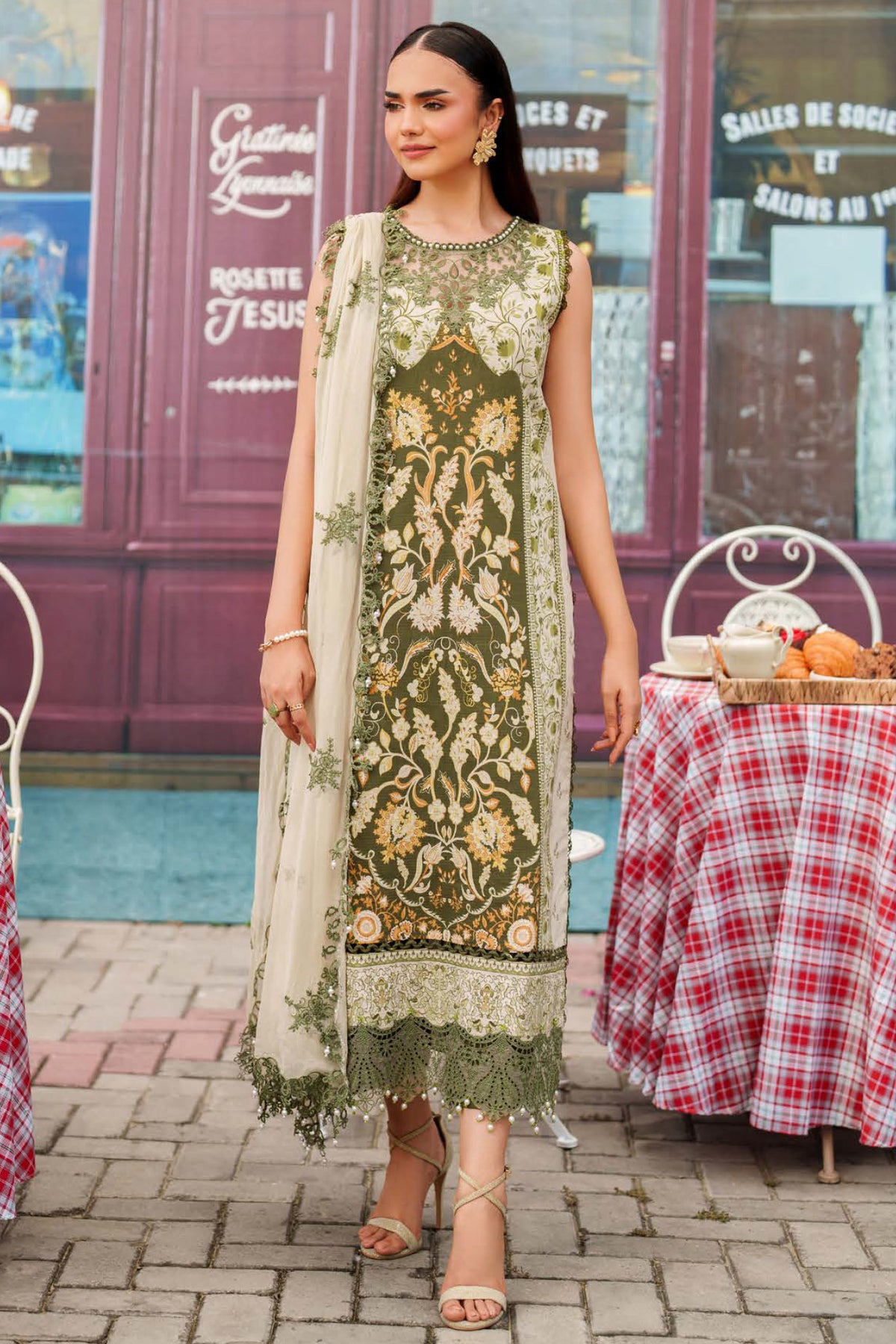 Ivy Bloom by Parishay Unstitched 3 Piece Winter Edit-01 Collection'2025-IW-03