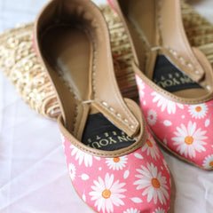 On Your Feets Casual Khussa-Jasmine Whisper