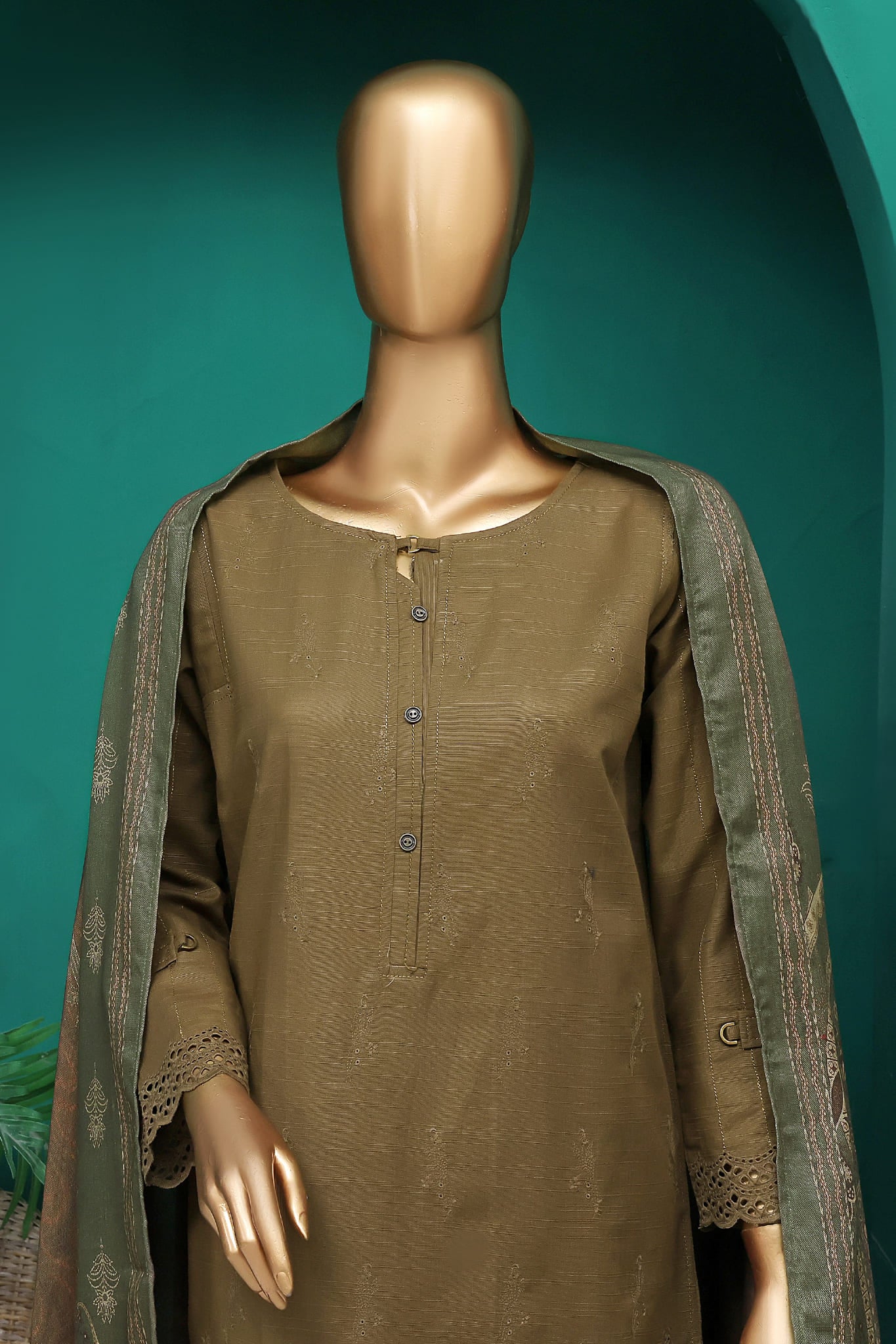 HZ Stitched 3 Piece Chikankari Khaddar With Shawl Collection'2025-KSE-105-D.Olive