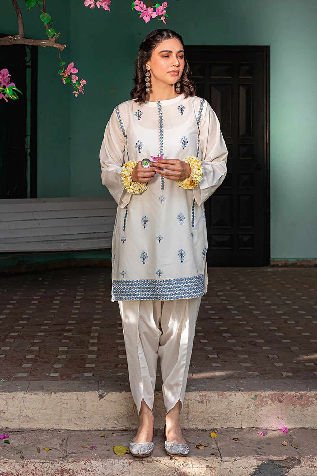 Sunehri Rutt By Mannat Clothing Stitched Collection-Chambeli