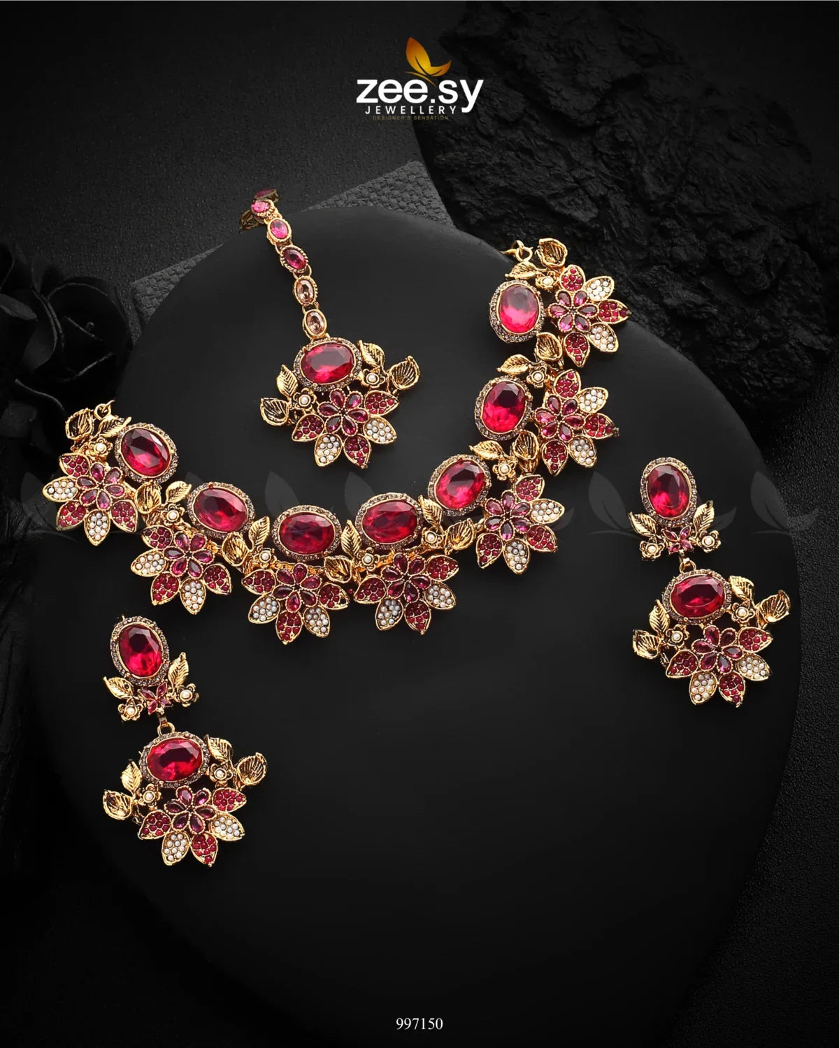 Lycoris Necklace Set Fuchsia - Zeesy Jewellery