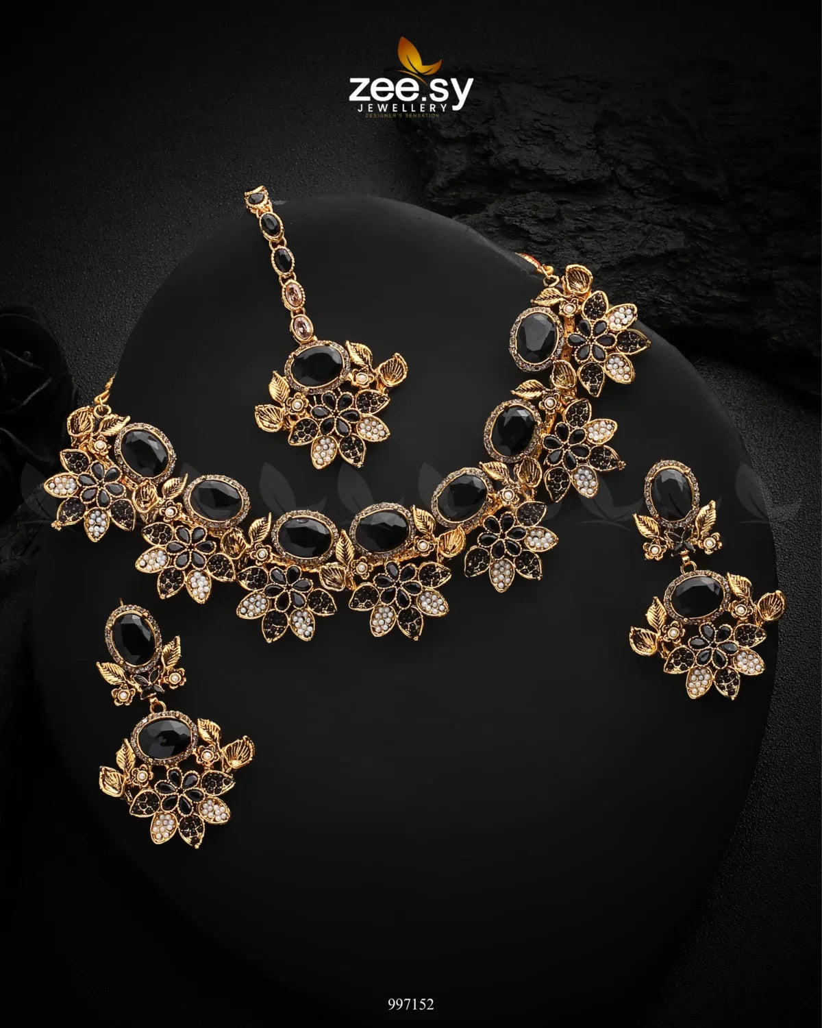 Lycoris Necklace Set Golden Black - Zeesy Jewellery