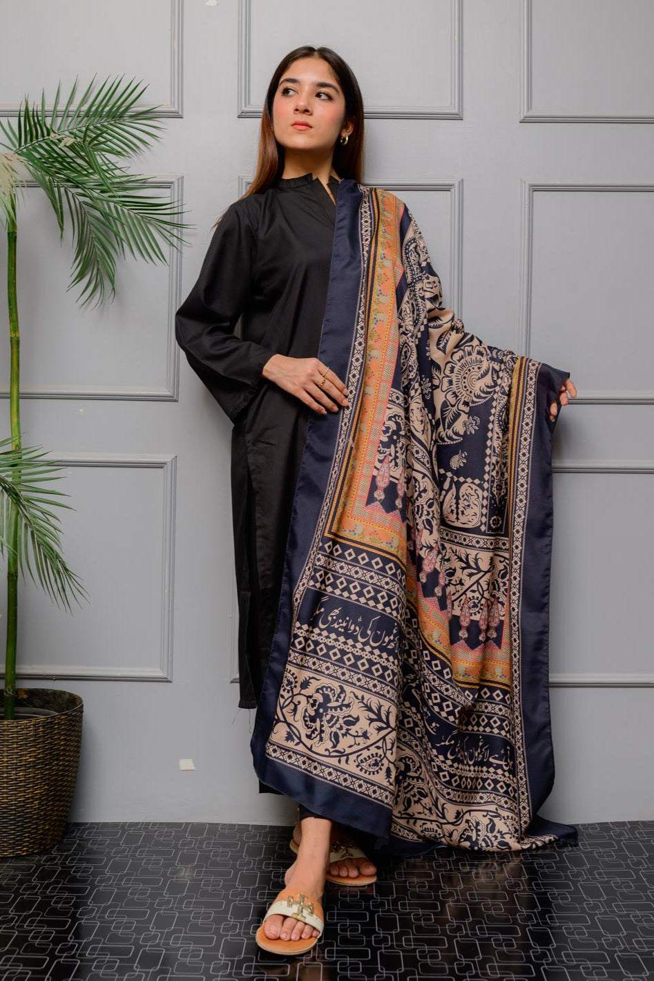 TNG Stole Collection-Mukhtalif Stole