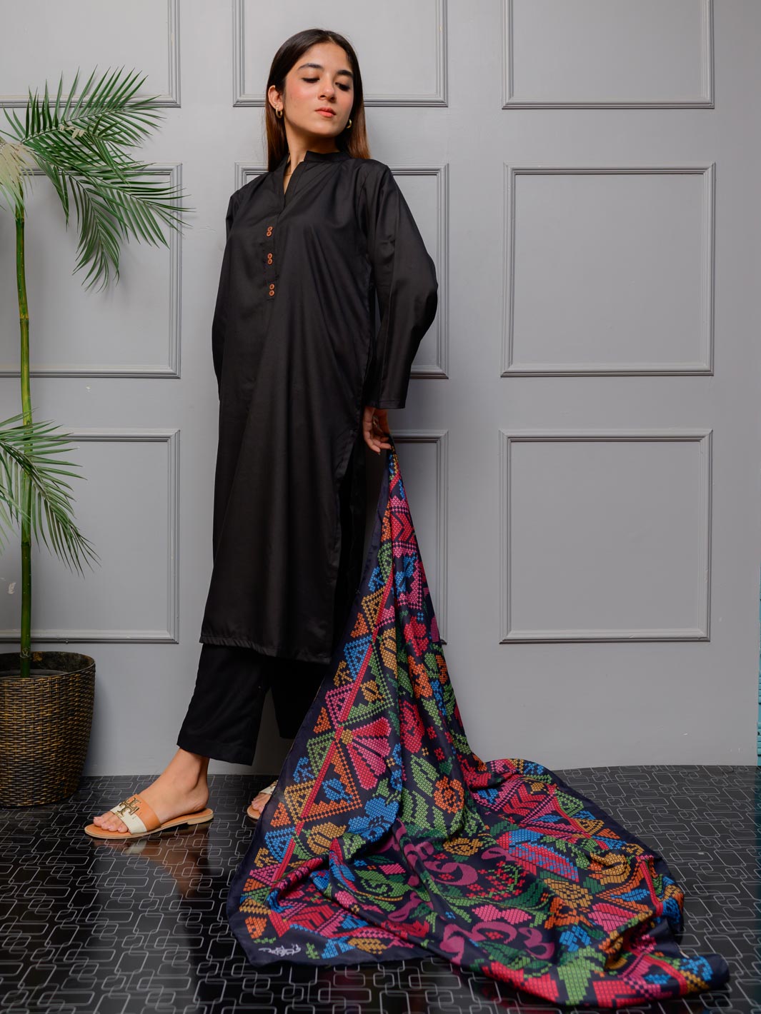 TNG Stole Collection-Kashida Kaari Stole