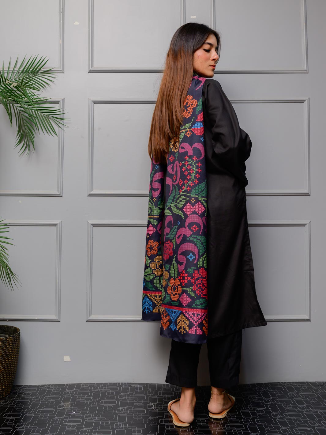 TNG Stole Collection-Kashida Kaari Stole