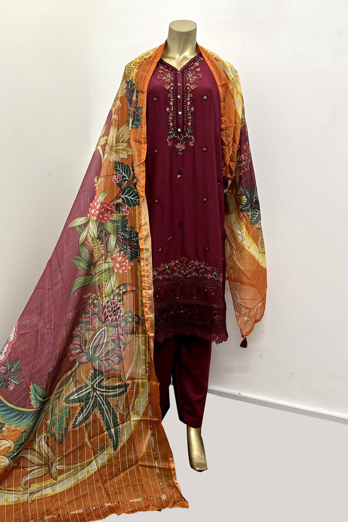 Sada Bahar Stitched 3 Piece Luxury Emb Lawn Collection'2024-MCK-03-Maroon