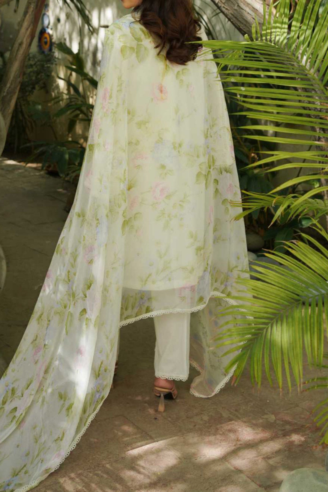 Manara Unstitched 3 Piece Luxury Emb Lawn Collection'2024-ML-09-Motia