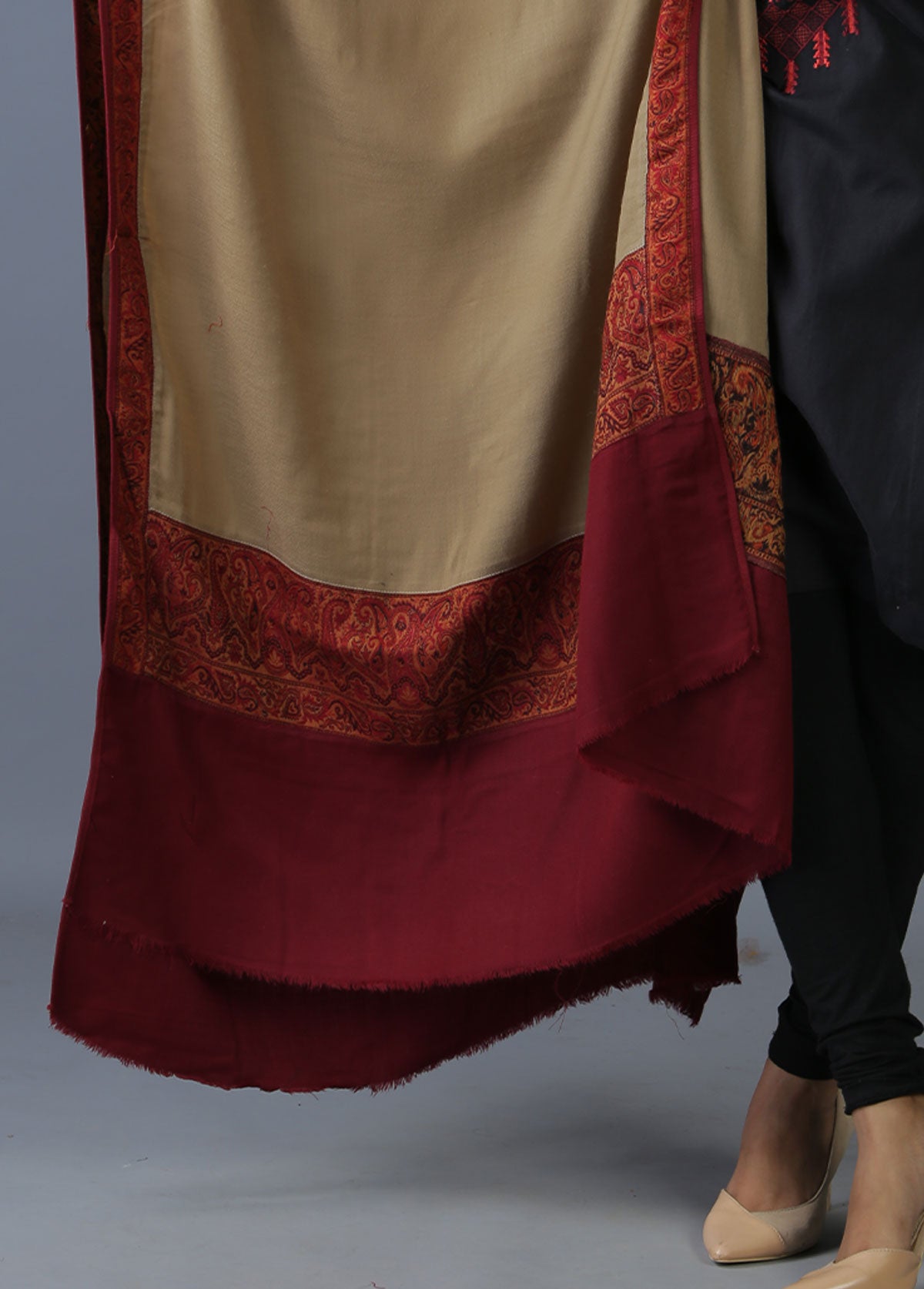 Mominas Patchwork Jacquard Shawl - Khaki & Maroon Border