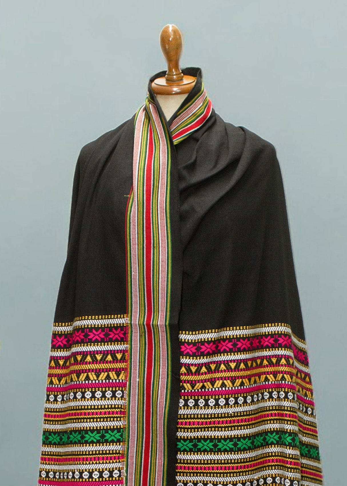 Mominas Timeless HyderabadiTharri: Pink with Black Base