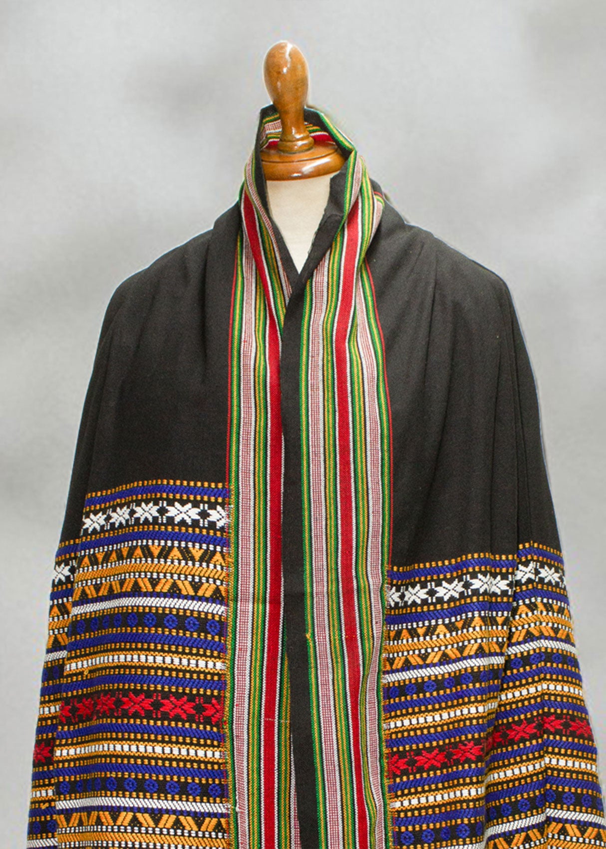 Mominas Timeless Hyderabadi Tharri: Blue with Black Base