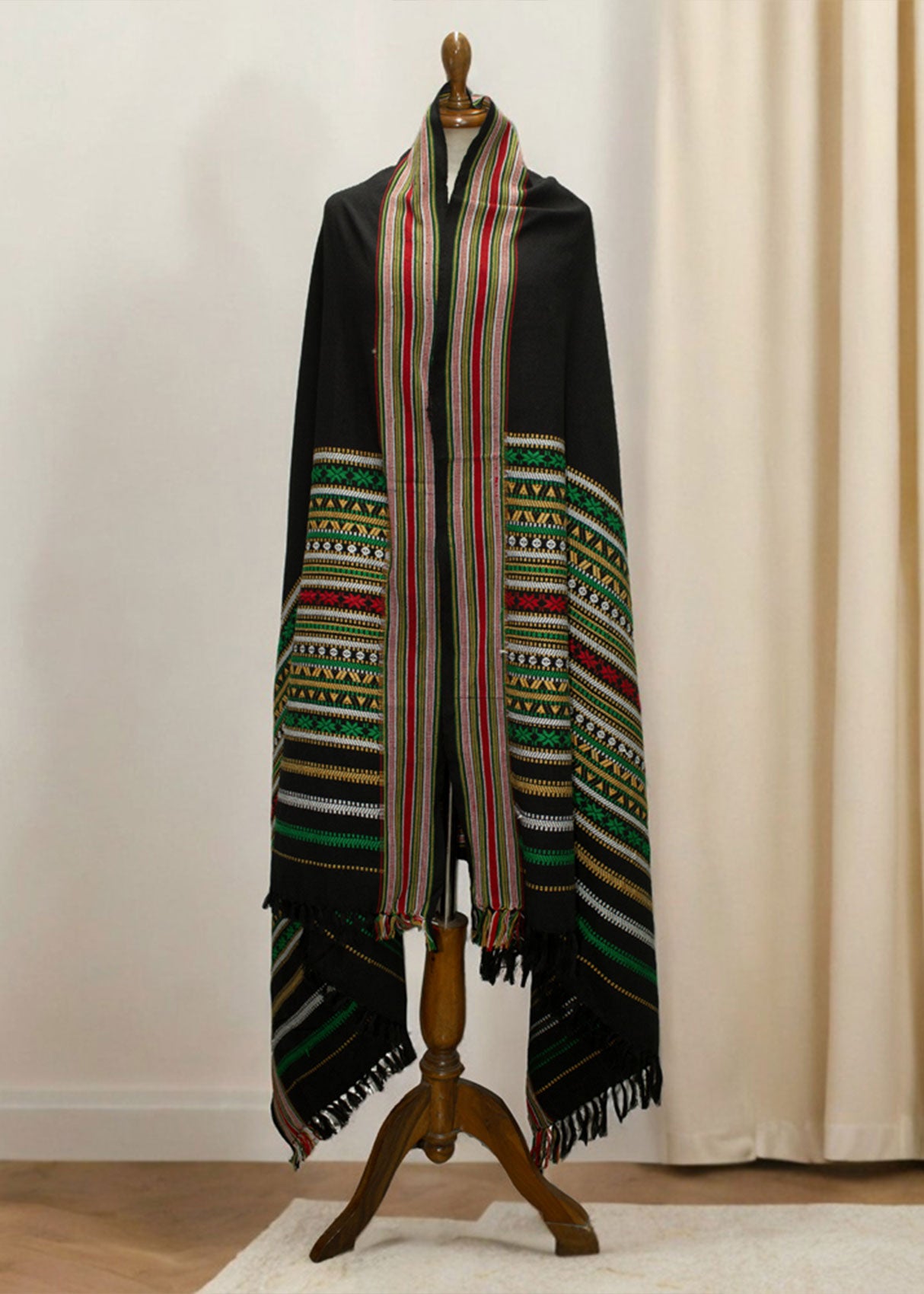 Mominas Timeless Hyderabadi Tharri: Green with Black Base