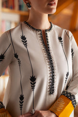 Maverick By Sheenora Stitched Party Wear Collection'2025-CONTRAST COUTURE