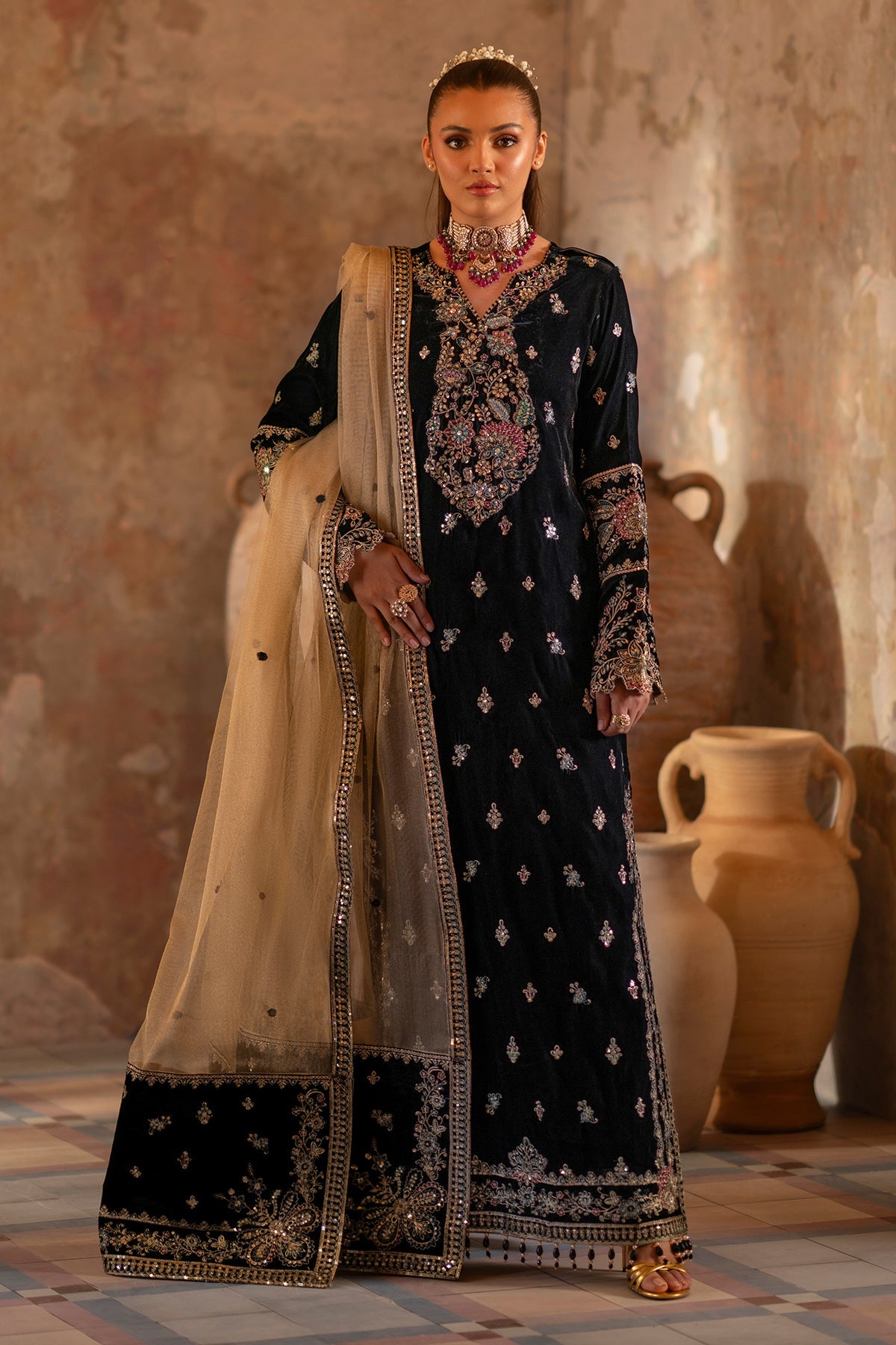 Saanjh By Emaan Adeel Unstitched 3 Piece Velvet Edit Collection'2024-Ishaan